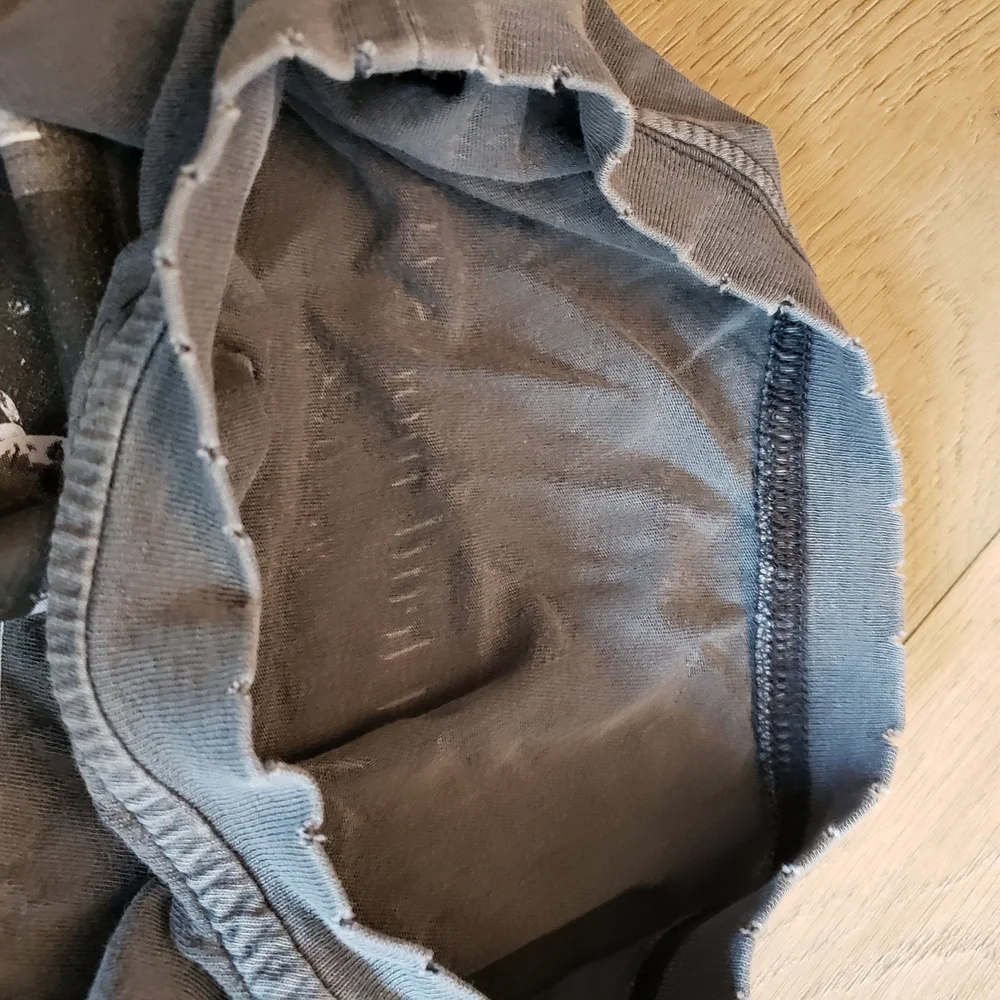 Elvis Presley Cropped Motorcycle Print Long Sleeve - Picture 4 of 7